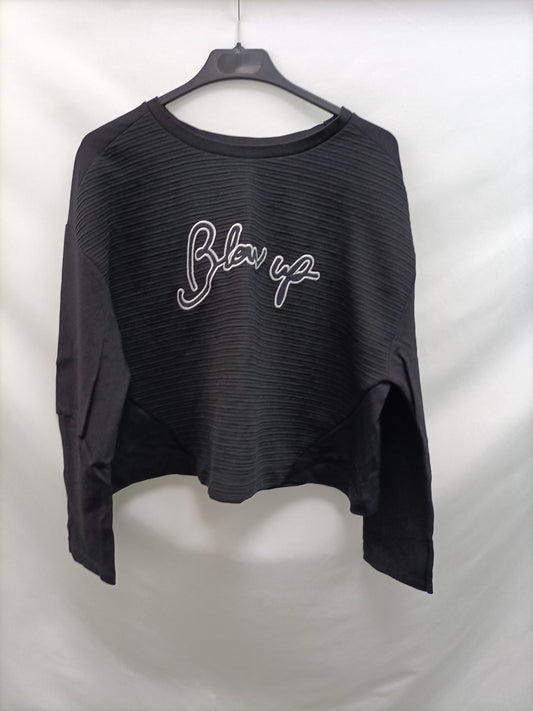OTRAS. Sudadera negra letras T.u(s)
