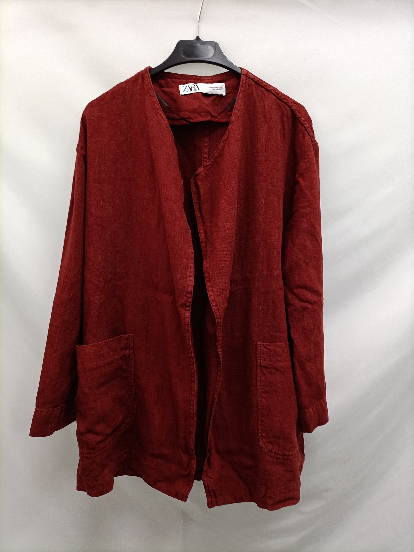 ZARA. Chaqueta burdeos lino T.xs