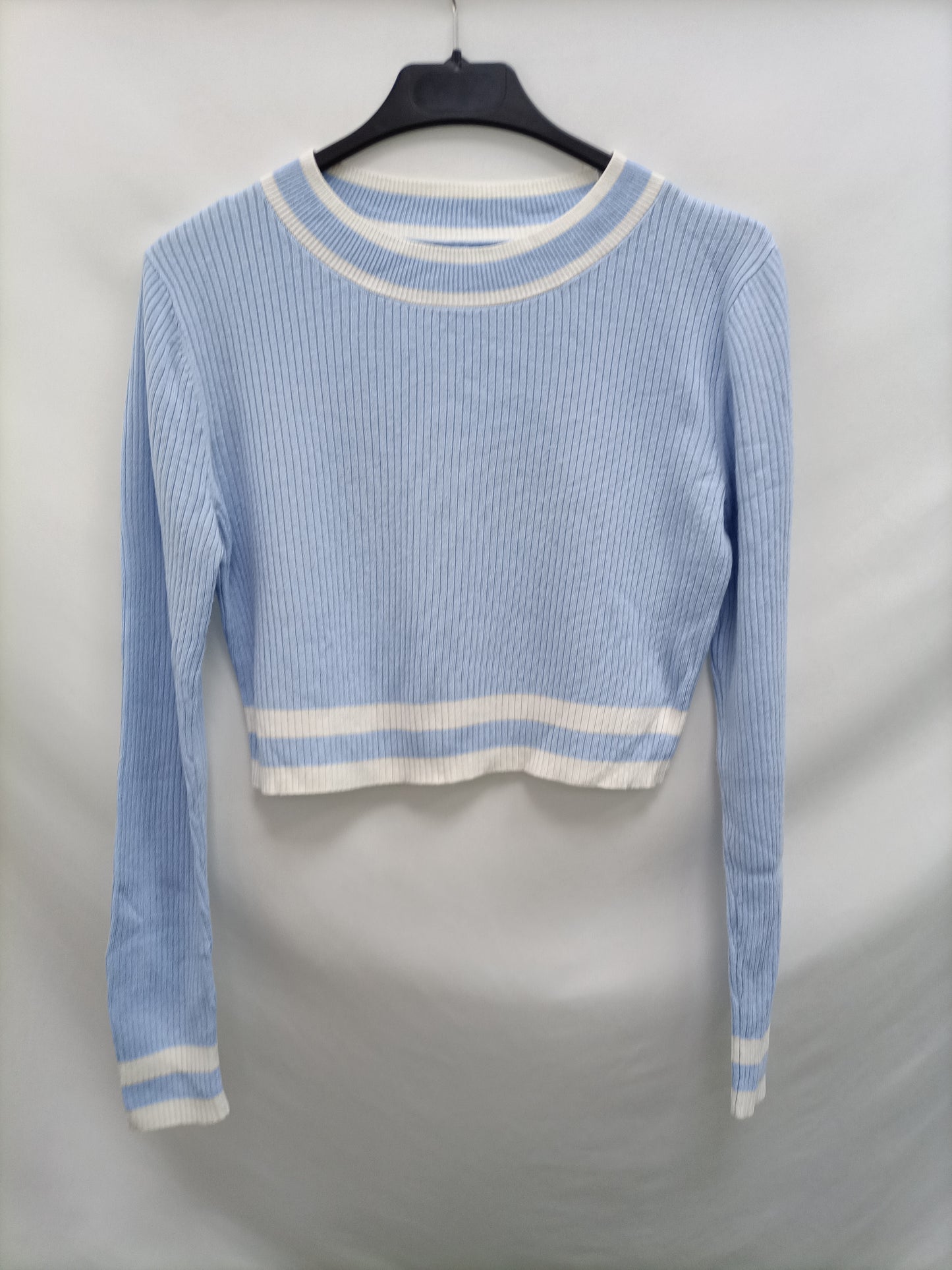 OTRAS. Top canalé azul y blancos T.u(s)