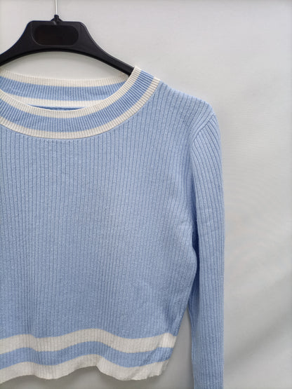 OTRAS. Top canalé azul y blancos T.u(s)