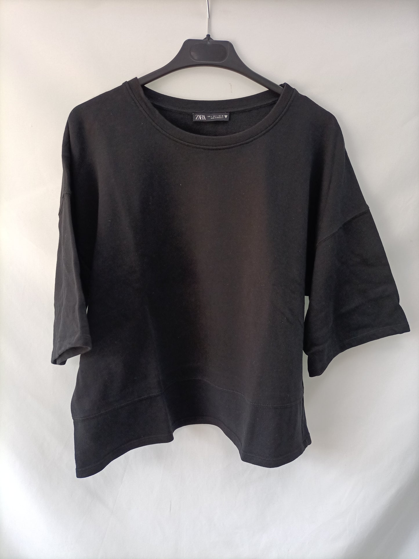 ZARA. Black loose-fitting T-shirt Tl