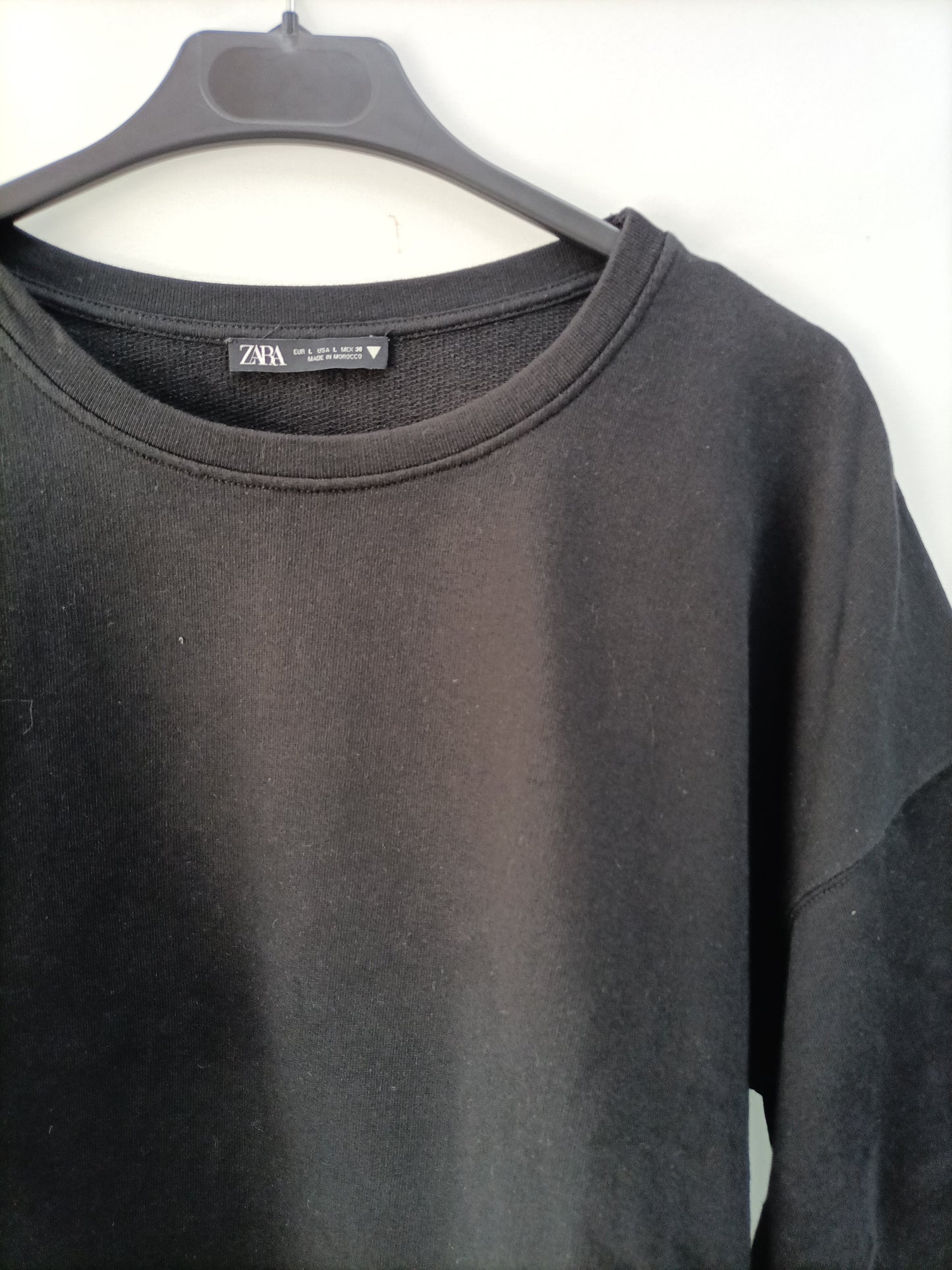 ZARA. Black loose-fitting T-shirt Tl