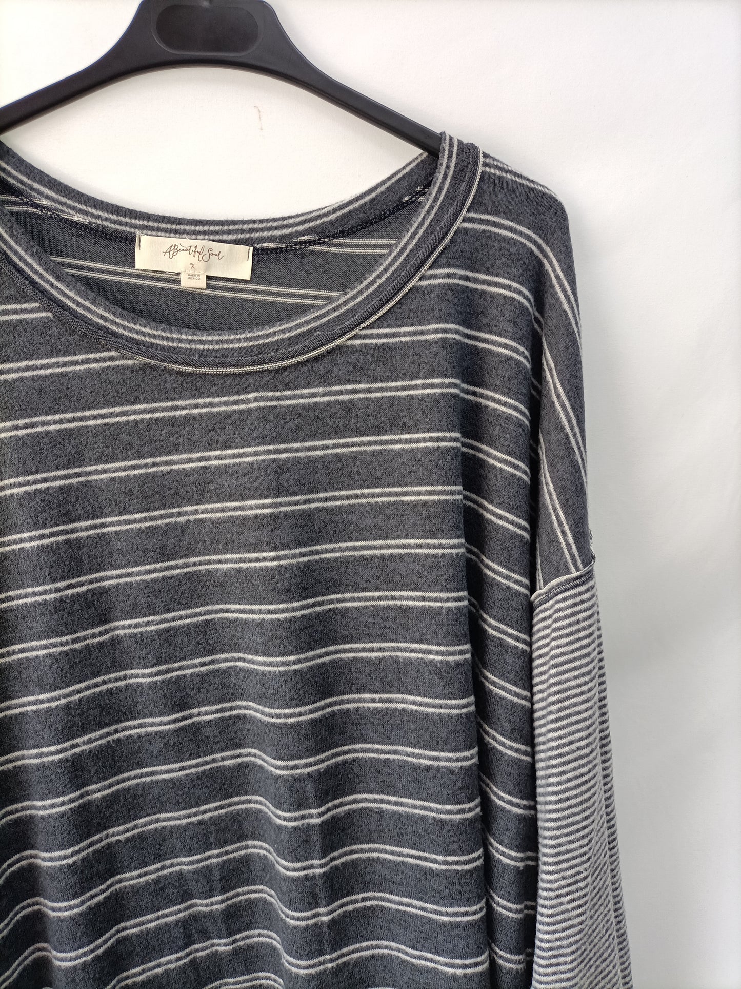 BEAUTIFIL SOUL. Grey striped sweater, size XL