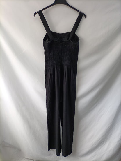 ZARA. Mono lino negro T.xs