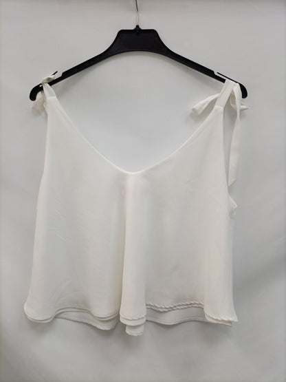 THE ARE. White bow blouse Tm