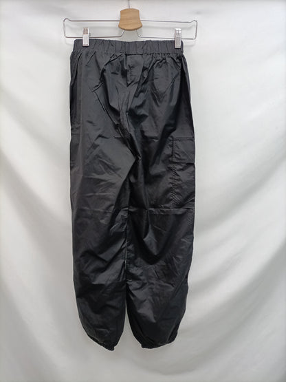 SHEIN. Waterproof woven trousers S.XS