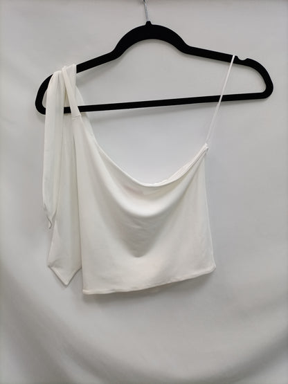 THE ARE. Asymmetrical white top Ts