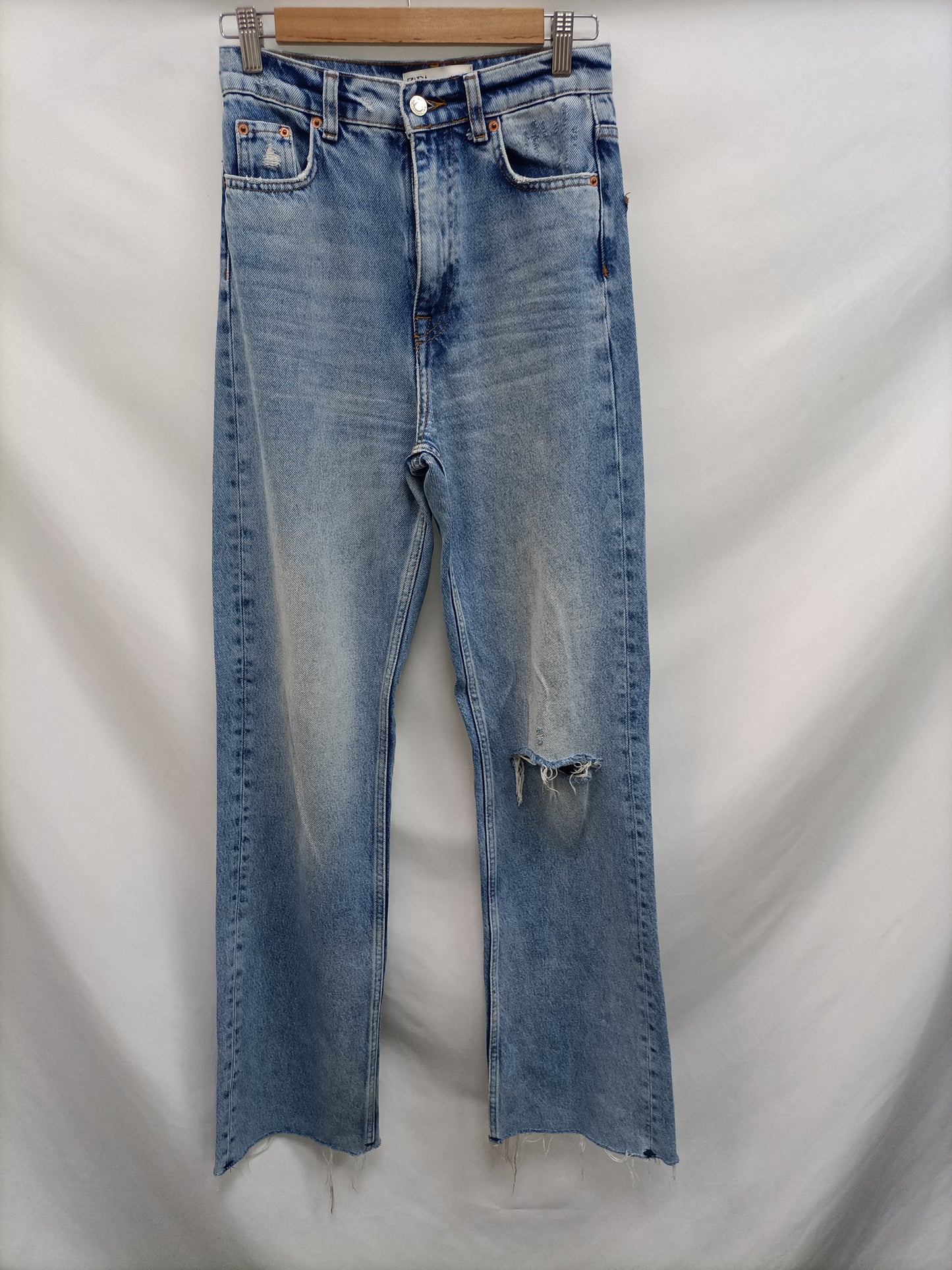 ZARA.Wide-leg ripped trousers S.34