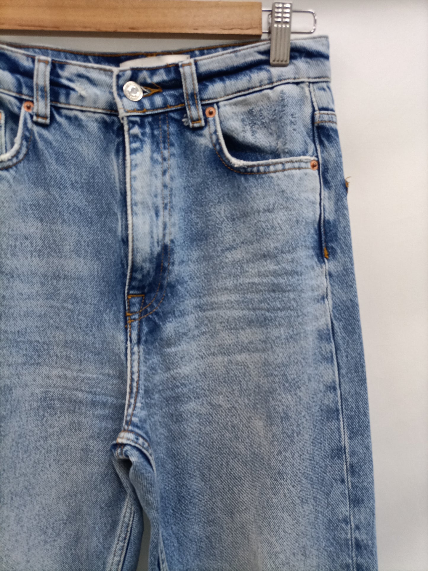 ZARA.Wide-leg ripped trousers S.34