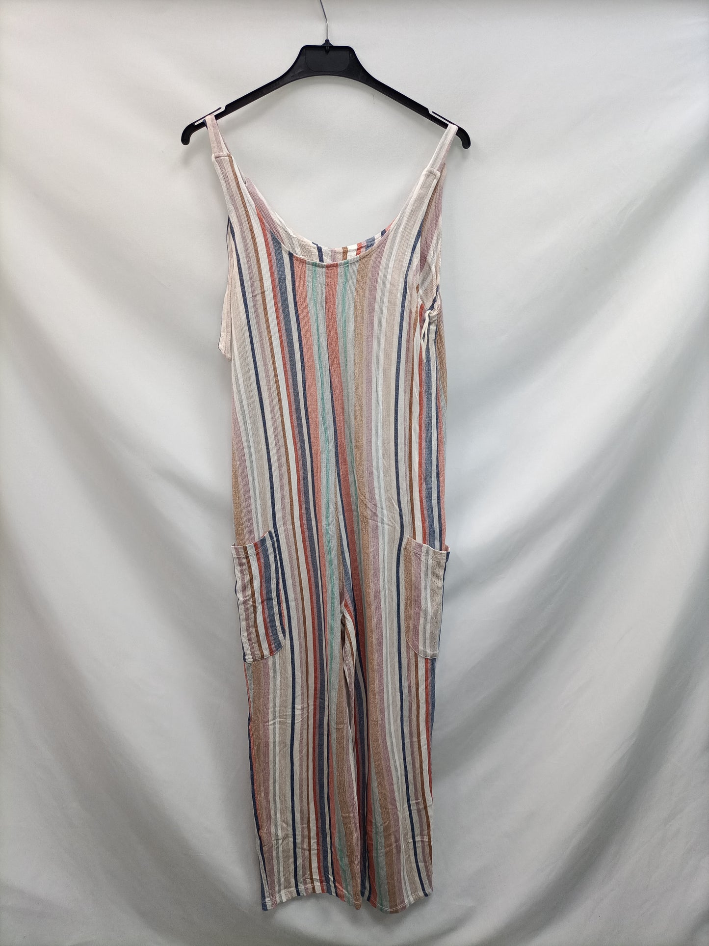 ZARA. Wide fluid Momo TS