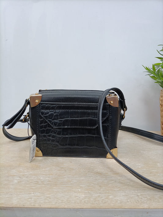 PARFOIS. Bolso negro caja