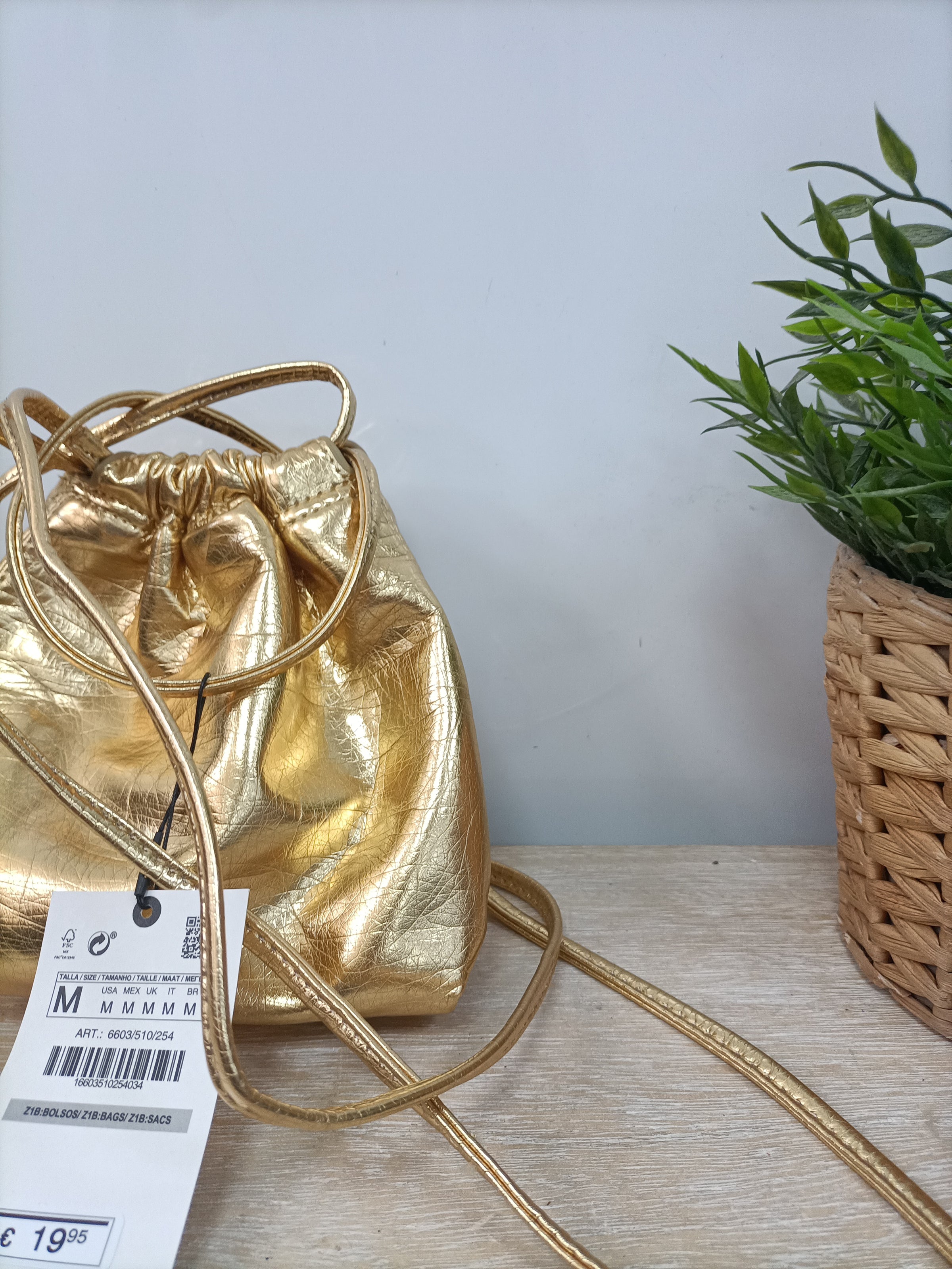 Bolso saco dorado Hibuy market
