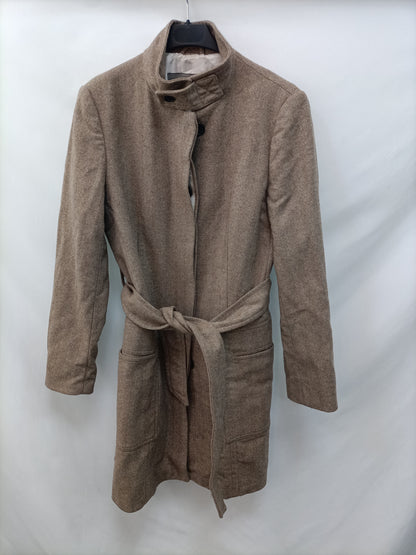 ZARA. Abrigo espigs beige T.l