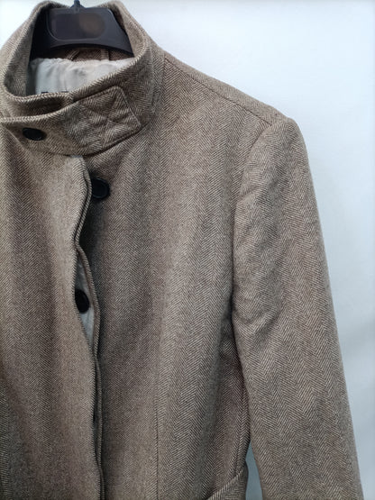 ZARA. Abrigo espigs beige T.l