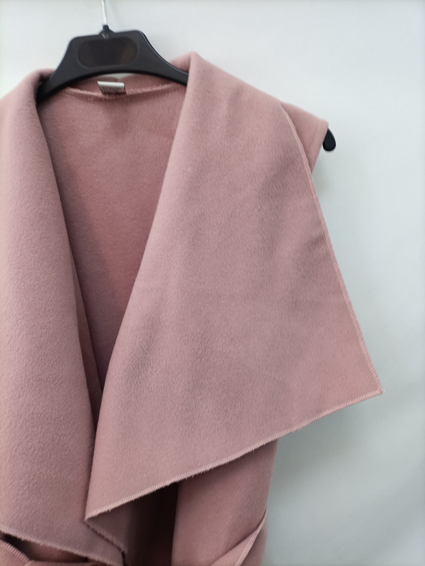 OTRAS. chaleco de paño rosa Tu(m)