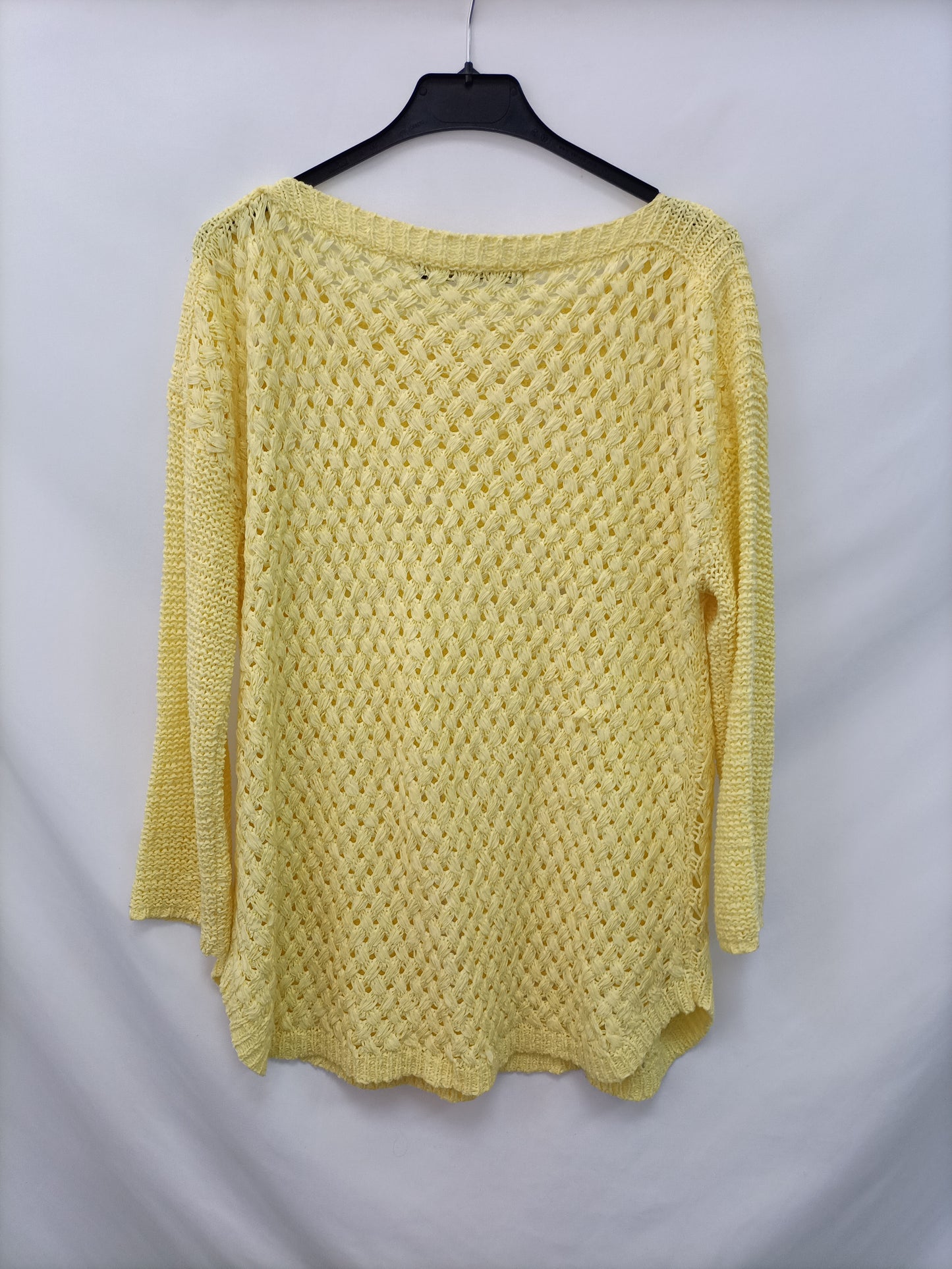 ZARA. Jersey amarillo T.l