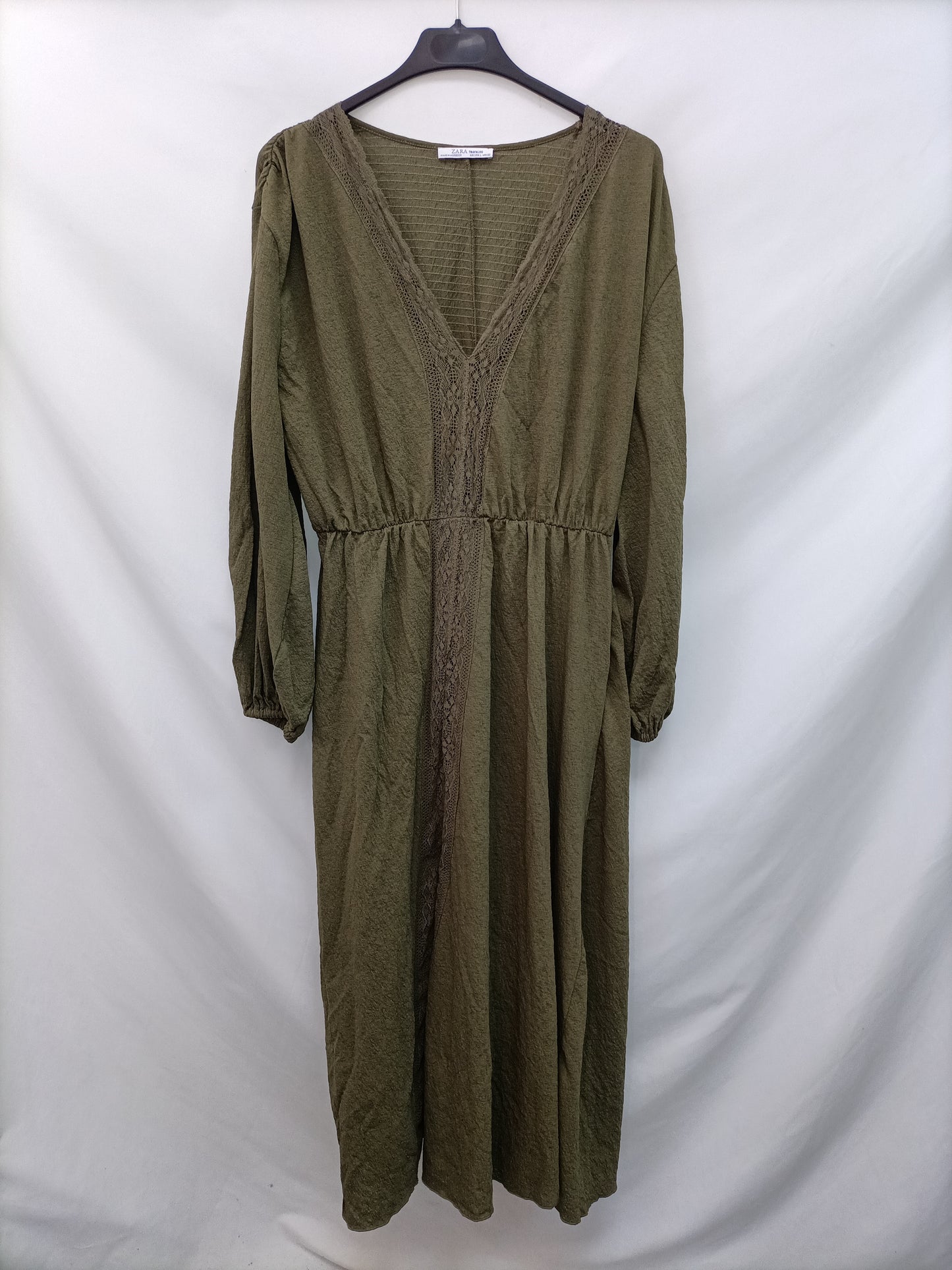 ZARA.Vestido largo verde T.l