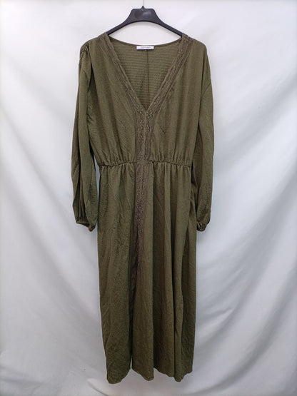 ZARA.Vestido largo verde T.l