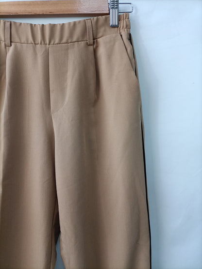 BERSHKA. Camel chino pants Ts