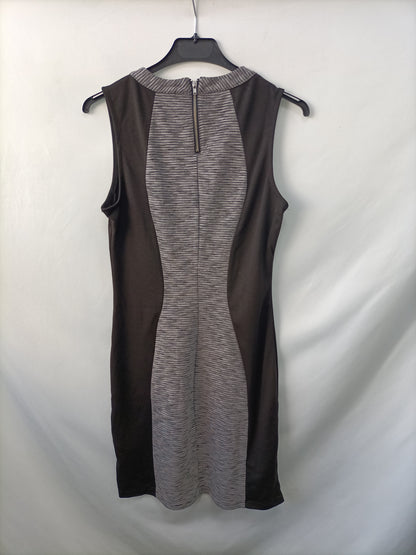 H&M. Vestido bicolor Entallado T.40