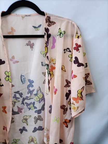 OTHERS. Pink butterfly kimono Ts