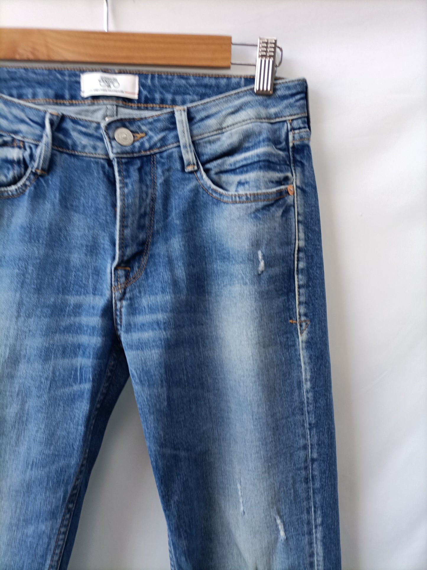 LE TEMPS DES CERISES. Pantalón vaquero recto T.29 (36)