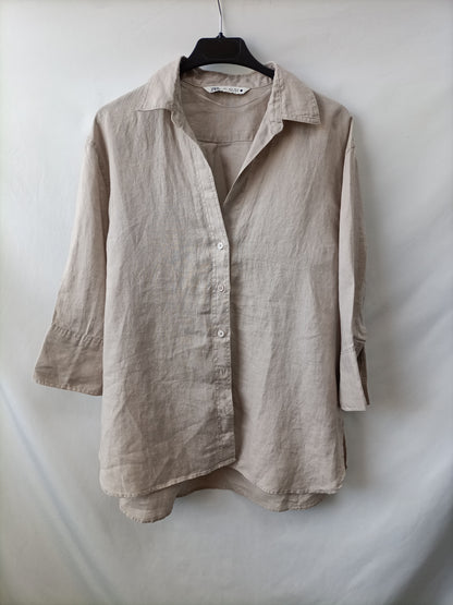 ZARA. Camisa beige lino T.s