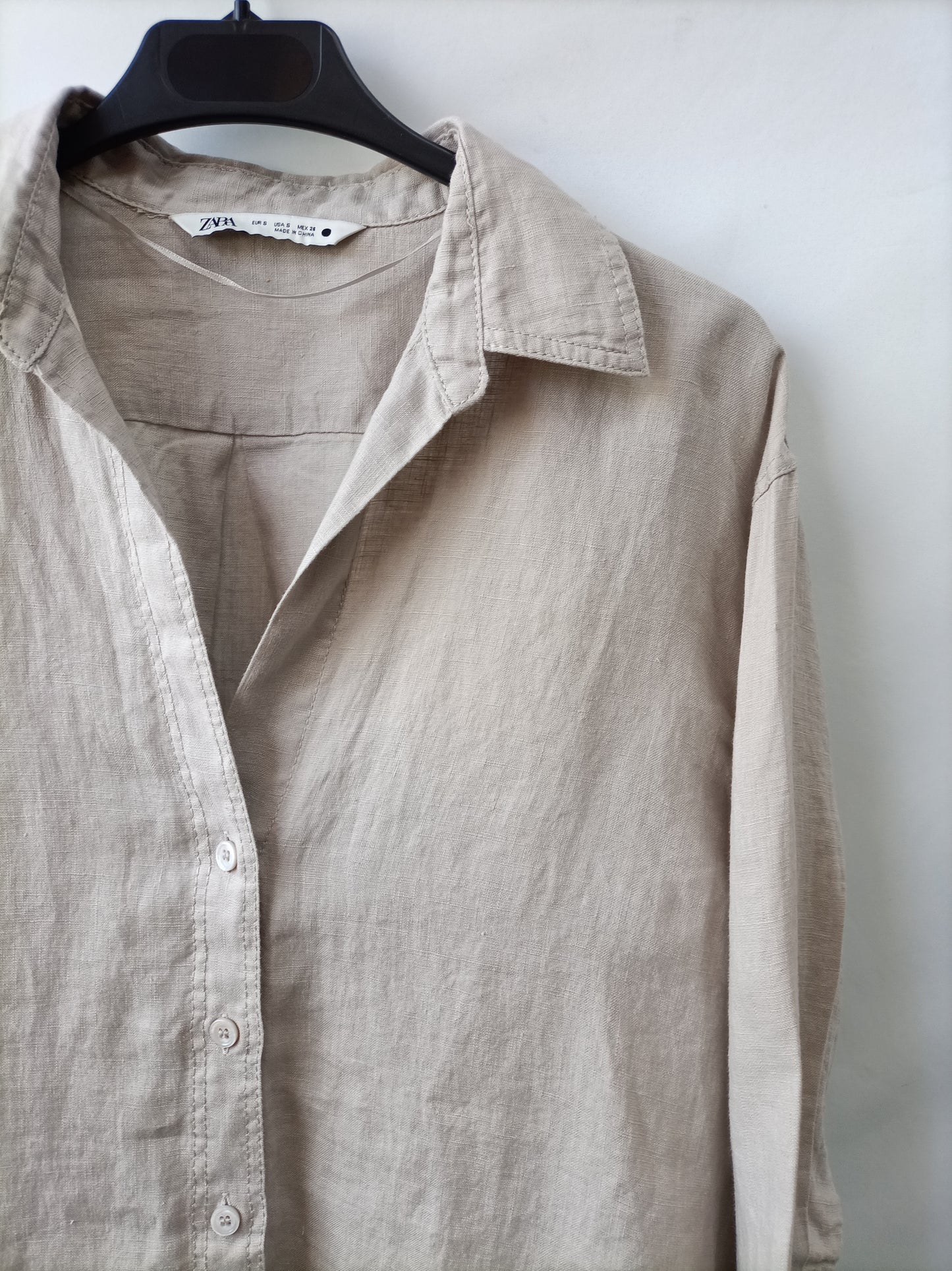 ZARA. Camisa beige lino T.s