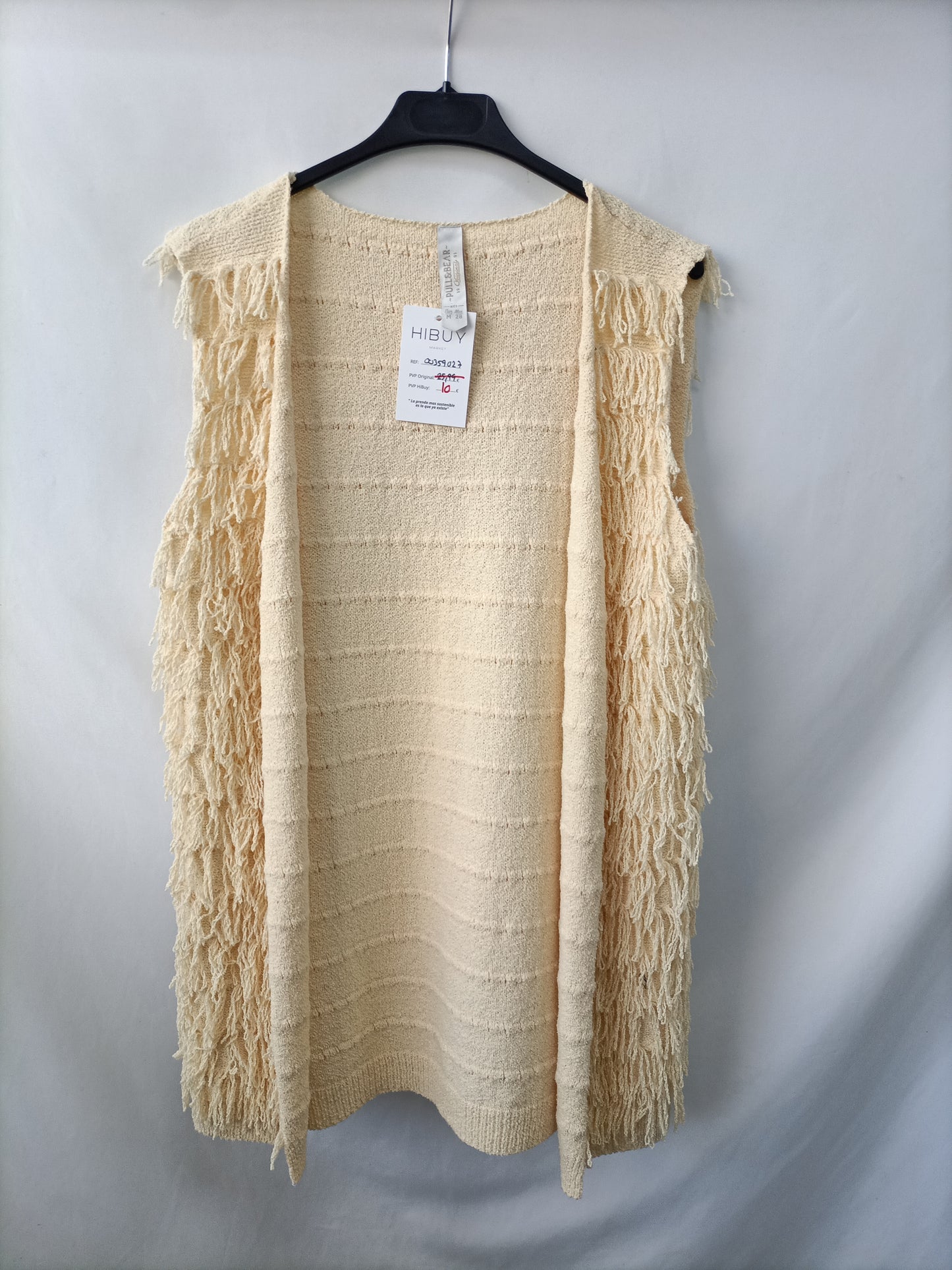 PULL&BEAR. Chaleco flecos beige T.m