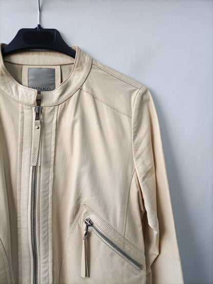 PINKO. Chaqueta beige  piel T.38 (S)