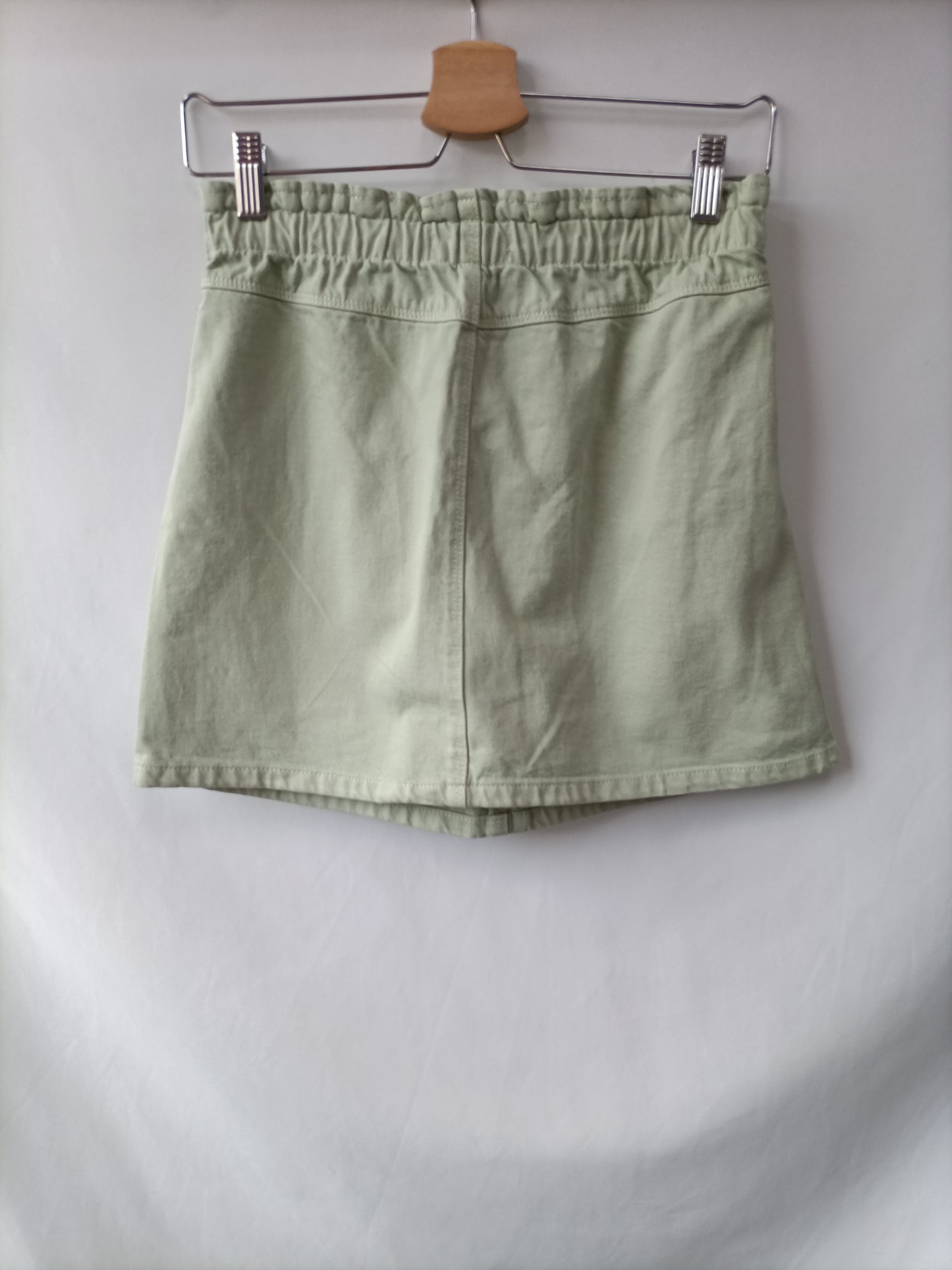 ZARA. Falda verde slouchy T.13/14