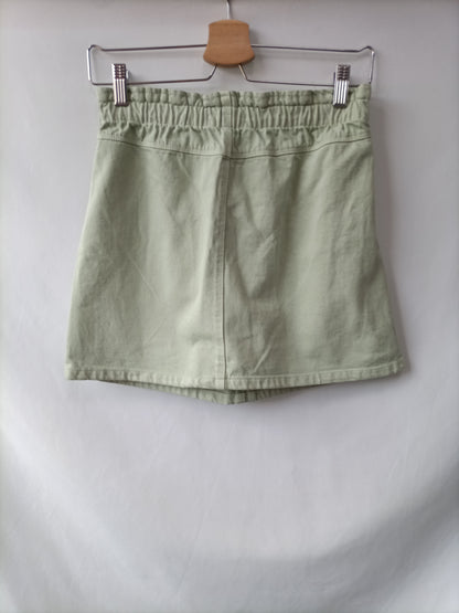 ZARA. Falda verde slouchy T.13/14