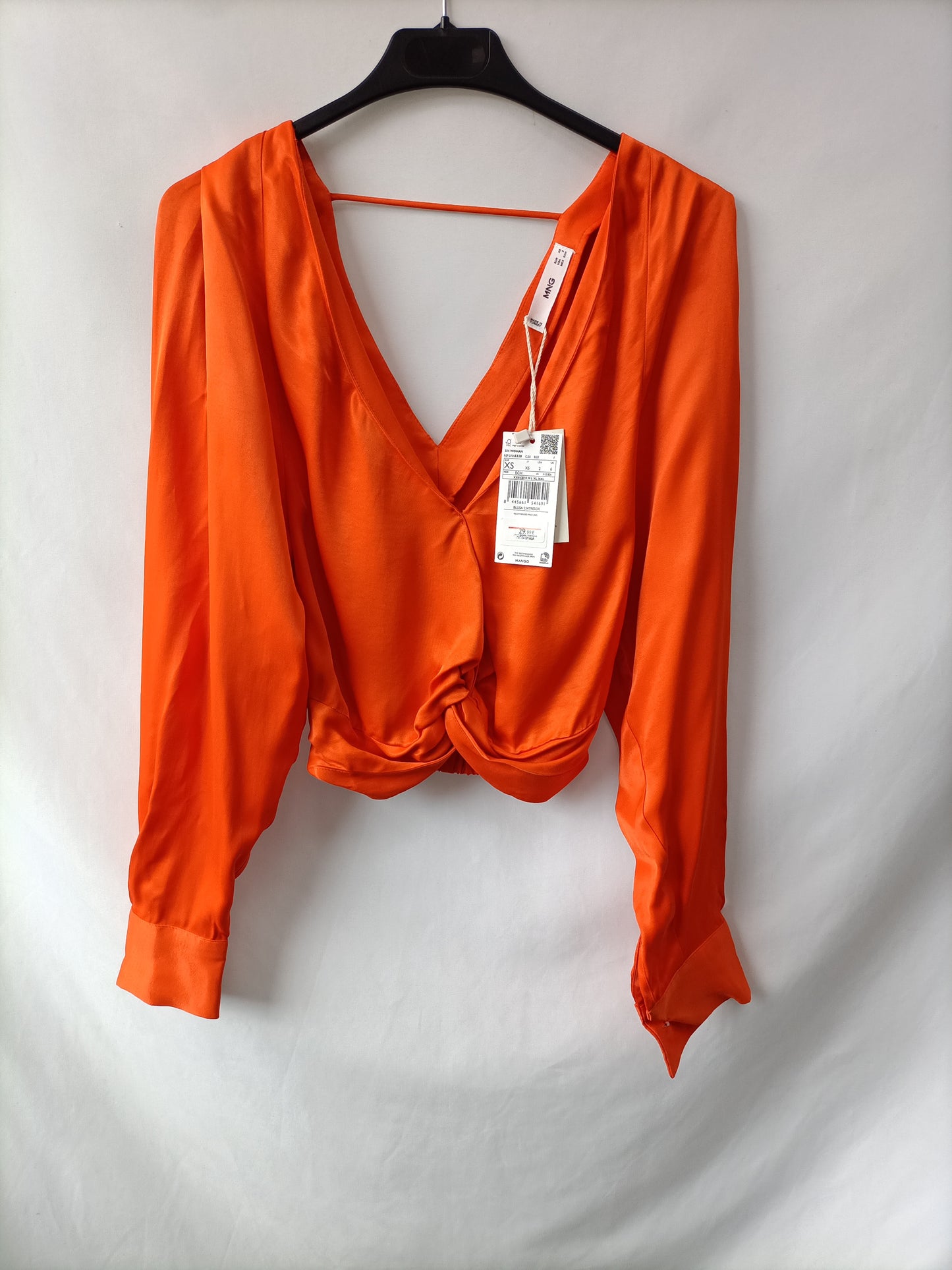 MANGO. Top naranja satinado T.xs