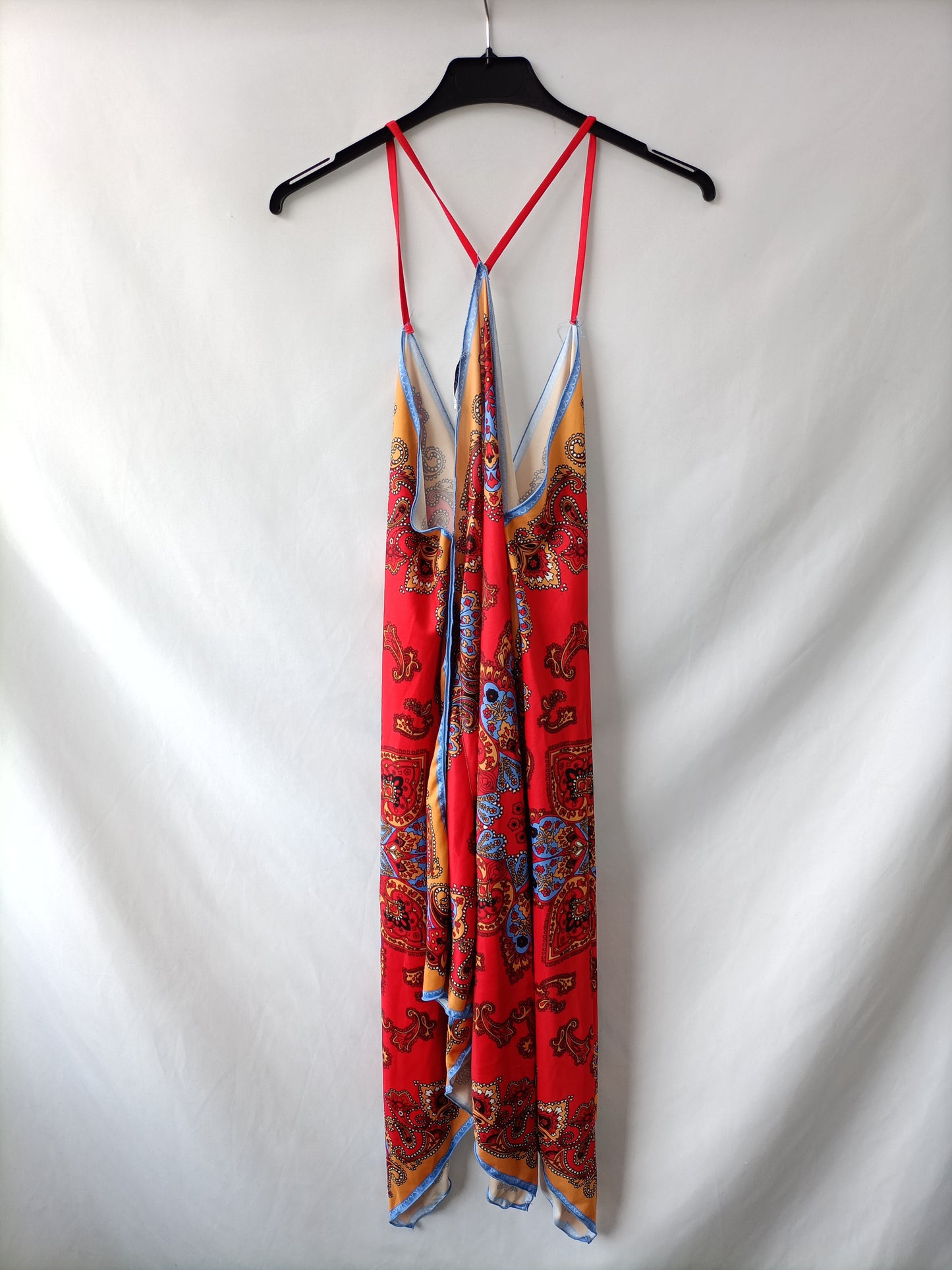 ZARA. vestido corto pañuelo T.m