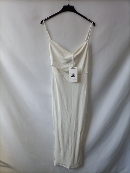 HERE COMES THE SUN (BILLI J). Vestido midi blanco canalé T.m
