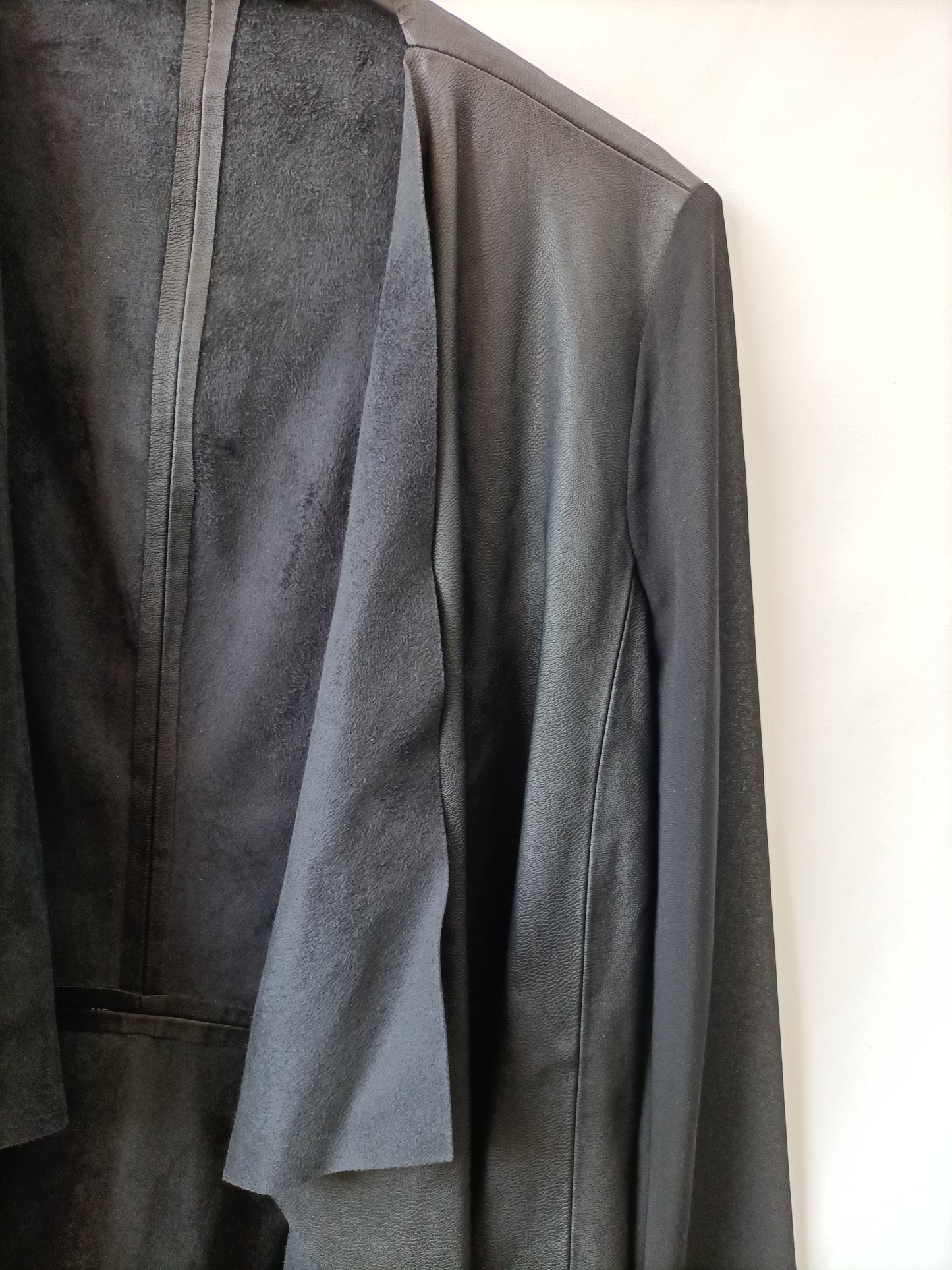 ZARA.Chaqueta negra doble textura T.s
