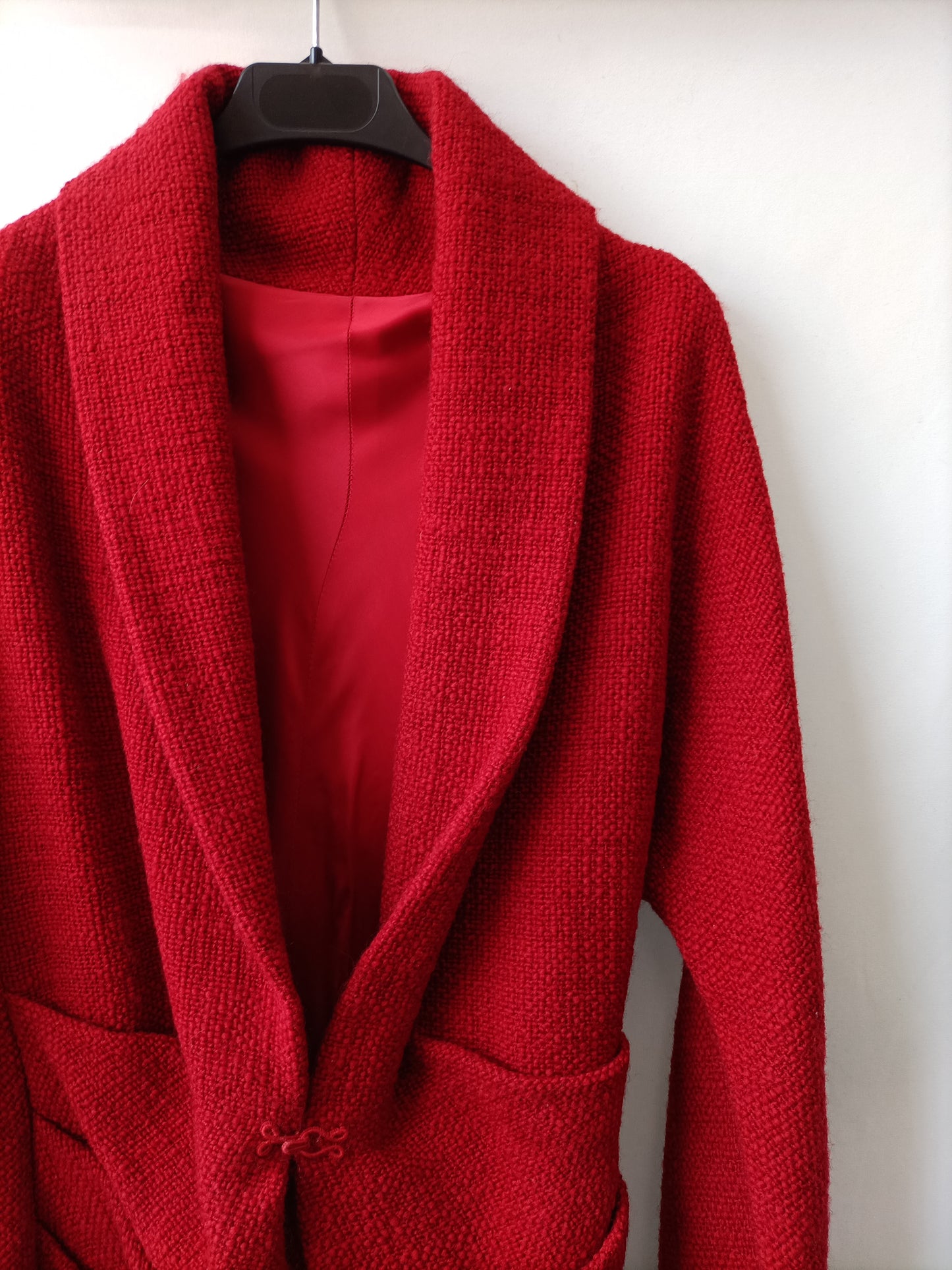 VICTORIO&LUCCHINO. Blazer roja T.42 (36)