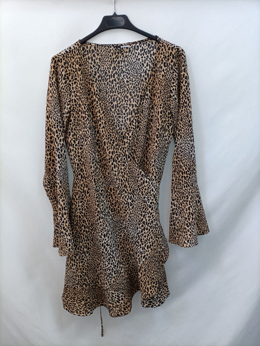 H&amp;M. Print wrap dress T.42