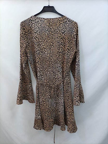 H&M. Vestido cruzado print T.42