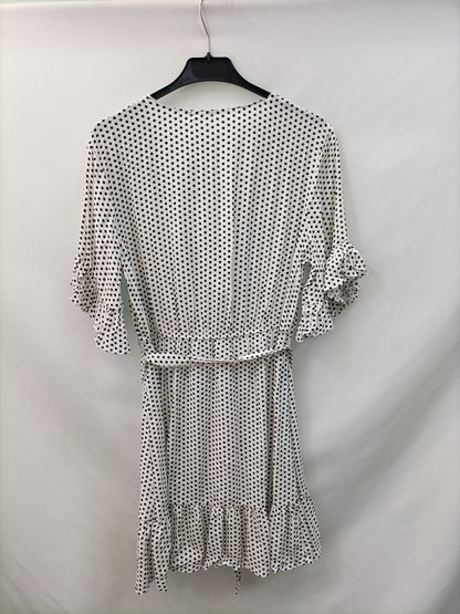 OYSHO. Vestido blanco lunares T.l