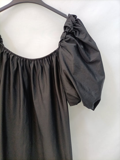 MANGO. Black dress with T-sleeves