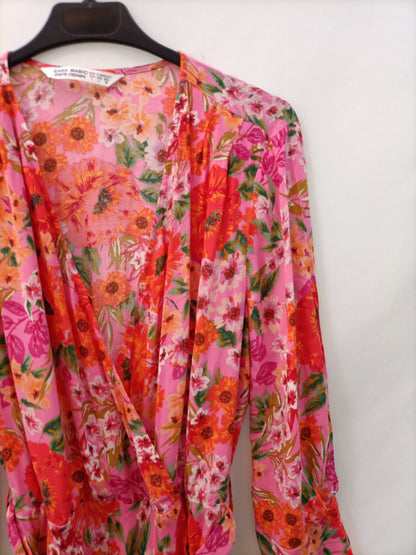 ZARA. Vestido rosa flores años T.l