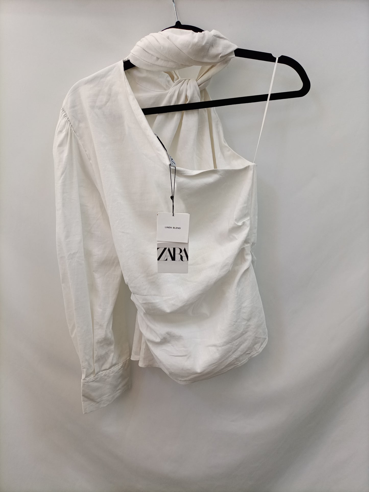 ZARA. Top lino asimetrico T.m