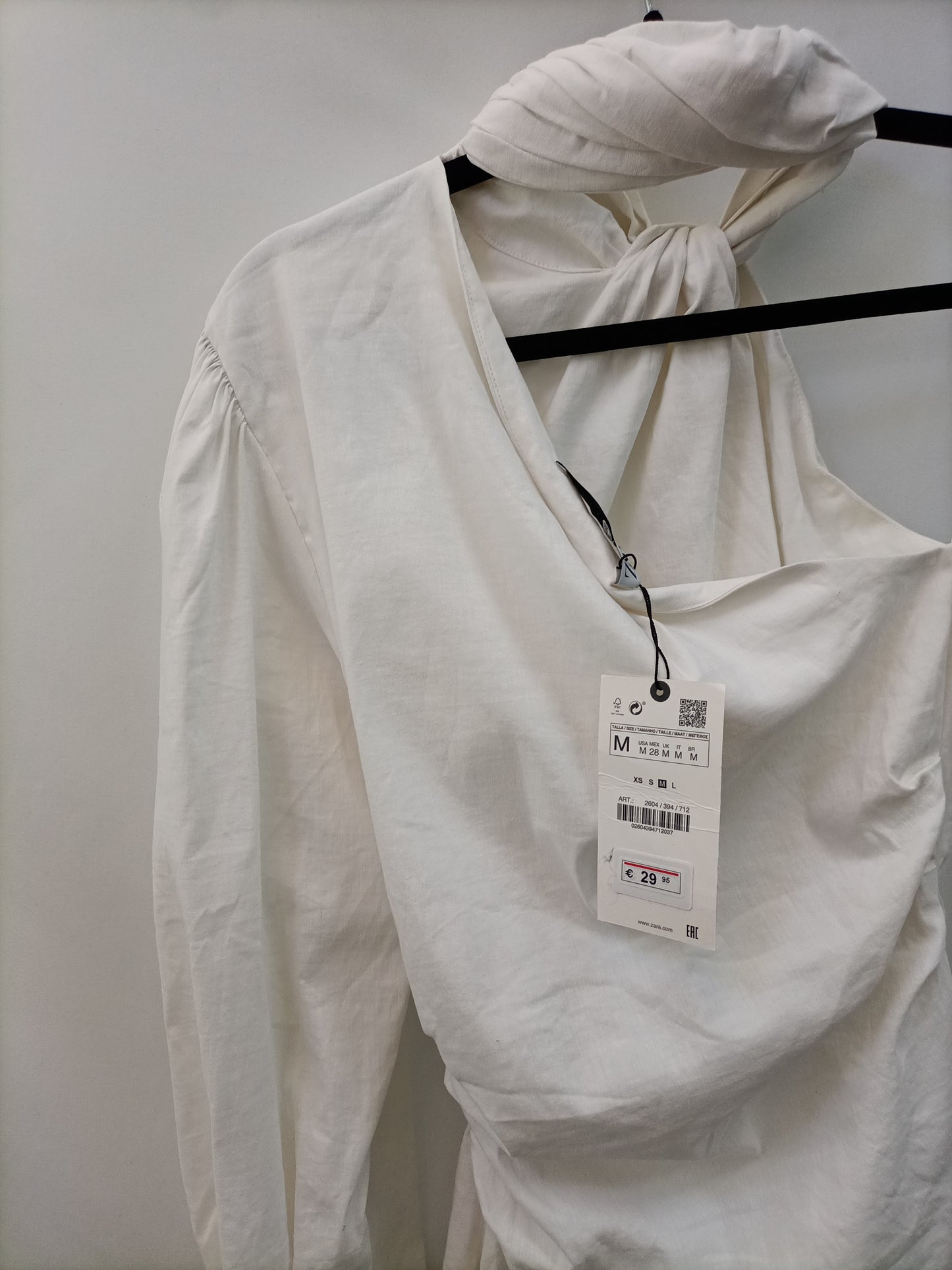 ZARA. Top lino asimetrico T.m