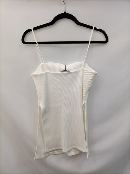 ZARA. Top blanco canalé T.l