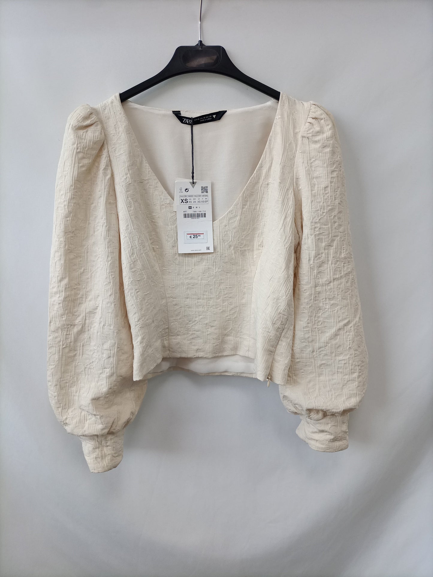 ZARA. Top beige textura T.xs
