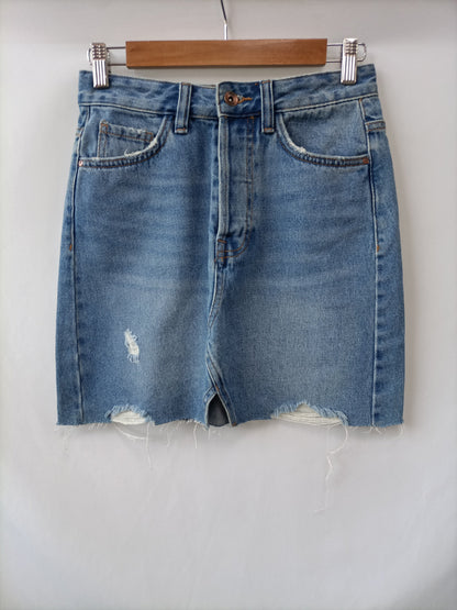 ZARA. Falda denim corta T.xs