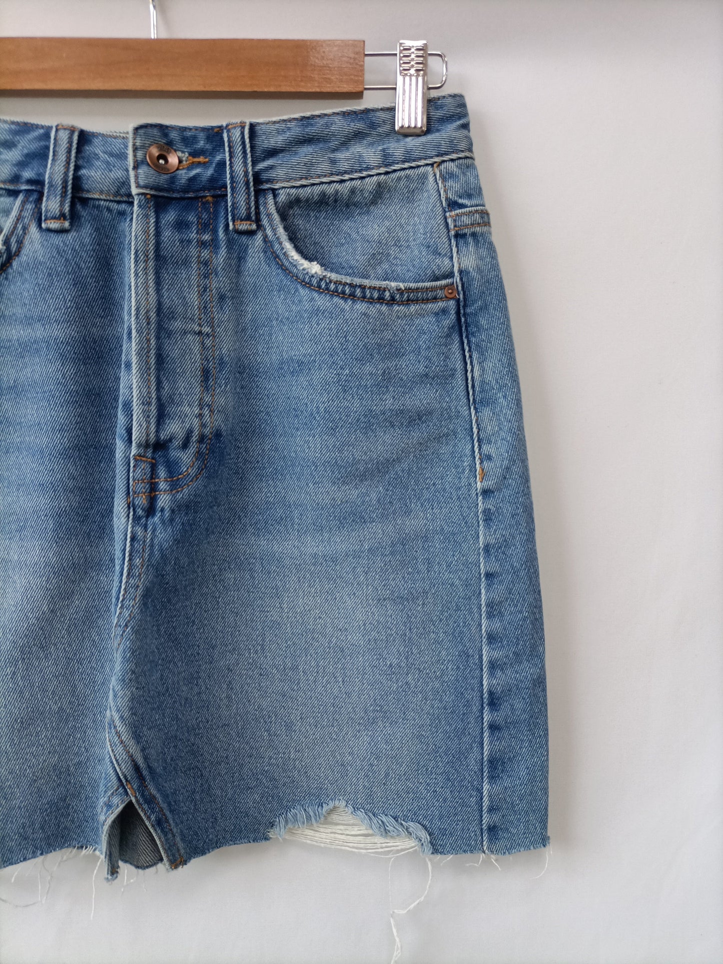 ZARA. Falda denim corta T.xs