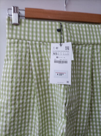 ZARA. Bermuda cuadros vichy T.xs