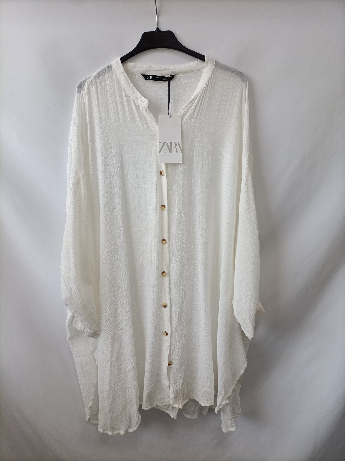 ZARA. Vestido/blusa blanca oversized T.s/m